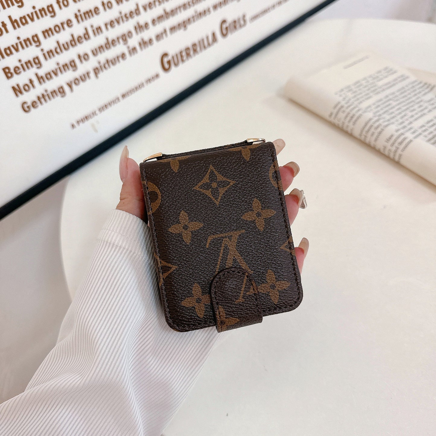 Luxury Pattern Case for Samsung Galaxy Z Flip –  Slim Protective Cover