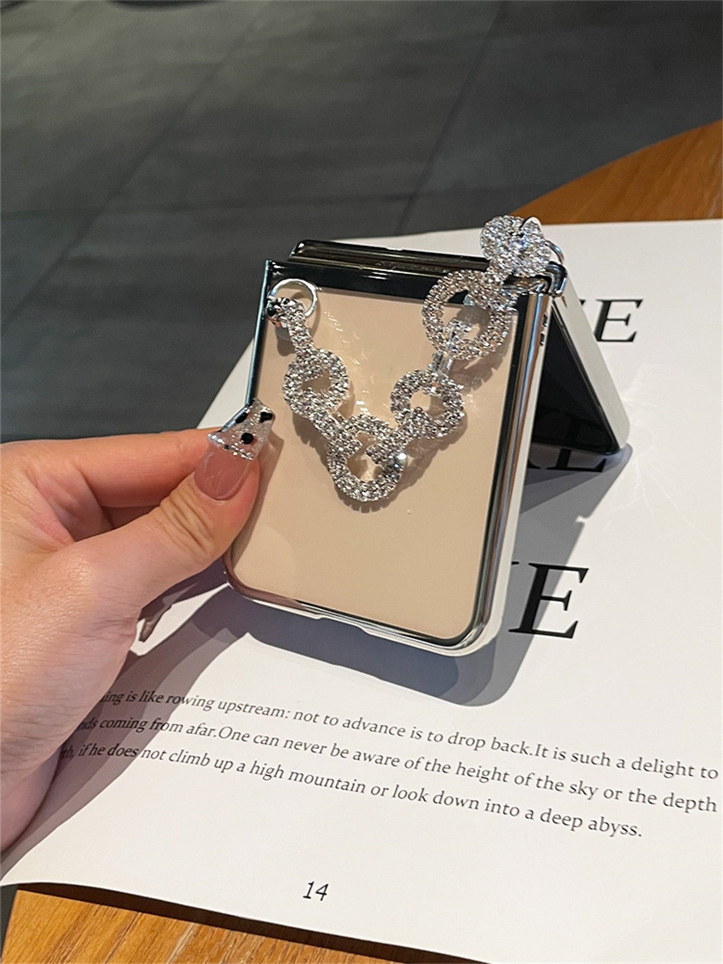 Luxury Case With Rhinestone Bracelet for Samsung Galaxy Z Flip 4