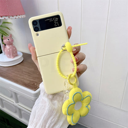 Cute Flower Pendant Case For Samsung Galaxy Z Flip 4