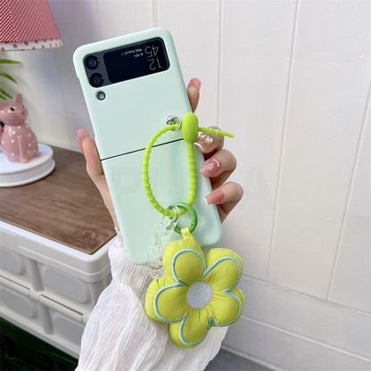 Cute Flower Pendant Case For Samsung Galaxy Z Flip 4