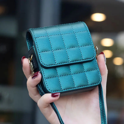 Luxury Crossbody Phone Bag for Samsung Galaxy Z Flip Series – Quilted PU Leather Case with Shoulder Strap